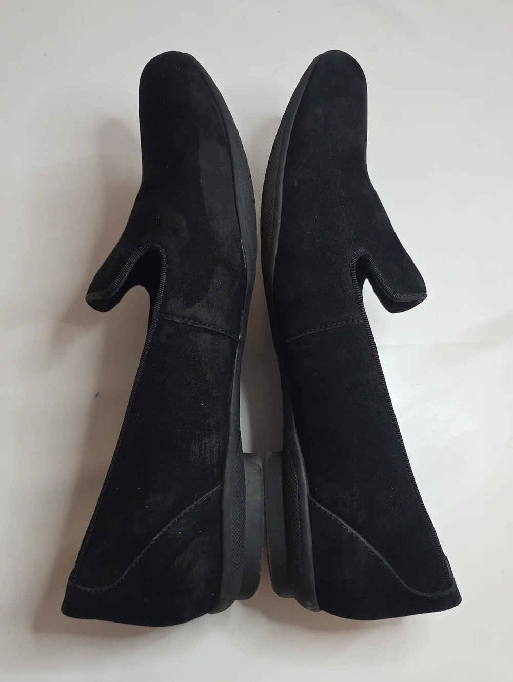 CLARKS SARA POPPY SLIP ON FLATS LOAFERS BLACK SUEDE VGUC LADIES SIZE 9.5 W